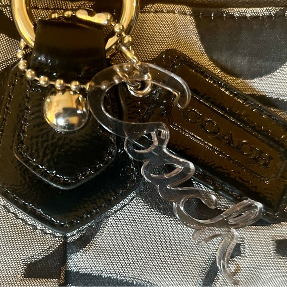 COACH POPPY OPT ART SHOULDER TOTE BLACK GRAY AND SILVER DETAIL WITH CHARMS - Picture 8 of 9